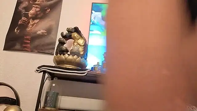 Snapshot of Oulola777 chatting on 11/13/25, 06:51 Oulola777 online show from 11/13/25, 06:51