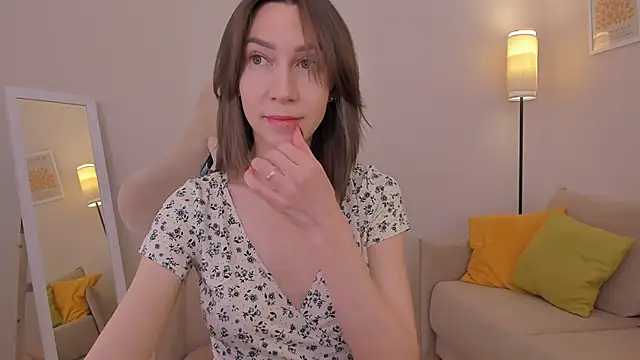 GoodGlamorGirl online show from 02/11/26, 04:17