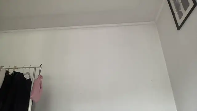 Snapshot of Talyo19 chatting on 09/25/25, 09:35 Talyo19 online show from 09/25/25, 09:35