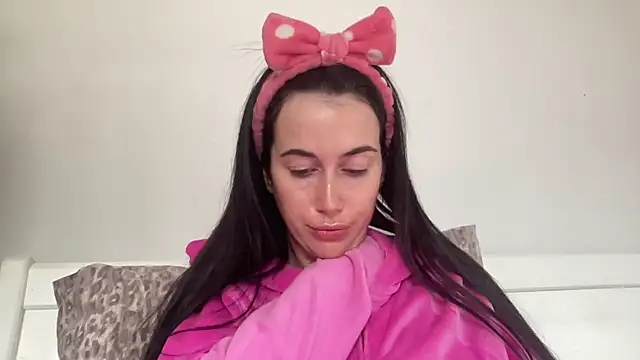 Snapshot of Talyo19 chatting on 09/28/25, 09:58 Talyo19 online show from 09/28/25, 09:58