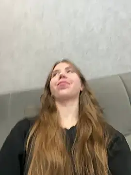 EvaAkins online show from 03/20/26, 03:06