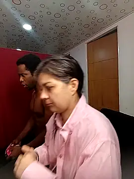 queemking online show from 12/23/25, 12:08