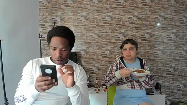 queemking online show from 03/04/26, 08:15