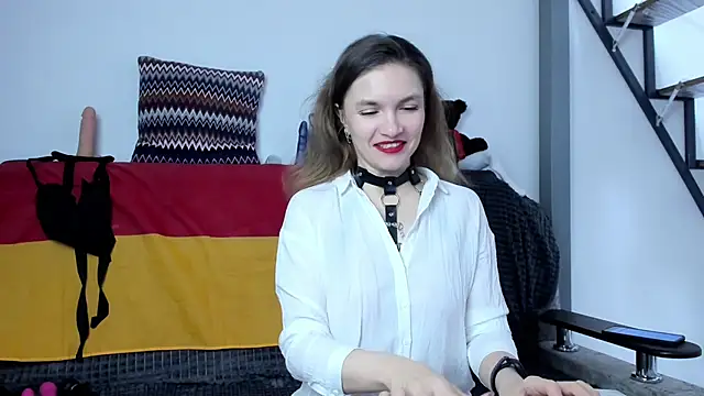 Snapshot of Katherine_Twilight chatting on 01/10/25, 03:27 Katherine Twilight online show from 01/10/25, 03:27