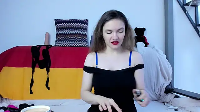 Snapshot of Katherine_Twilight chatting on 03/09/25, 07:23 Katherine Twilight online show from 03/09/25, 07:23