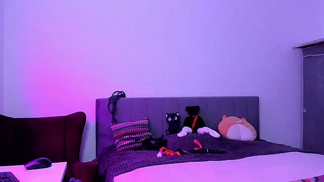 Snapshot of Katherine_Twilight chatting on 10/03/25, 03:20 Katherine Twilight online show from 10/03/25, 03:20