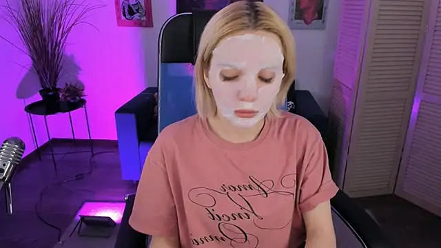 AuroraWrenfield online show from 01/08/26, 12:46