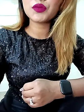 alexa cam44 online show from 11/22/25, 07:24