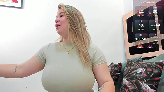 katherinn gomezz online show from 04/24/26, 11:56