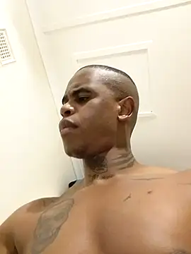 Snapshot of Bedroom_Gangster007 chatting on 09/11/25, 06:19 Bedroom Gangster007 online show from 09/11/25, 06:19