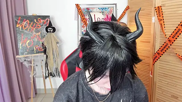 Snapshot of ayakskalermonss chatting on 10/25/25, 02:56 ayakskalermonss online show from 10/25/25, 02:56