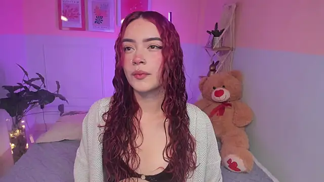 Camila Rivers online show from 12/02/25, 04:18