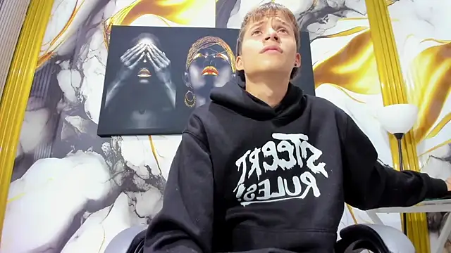 mono blonde online show from 06/08/26, 11:10