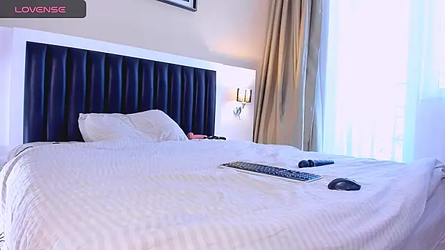 marrenaa online show from 11/27/25, 07:10