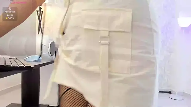 aura sanders1 online show from 03/22/26, 02:31