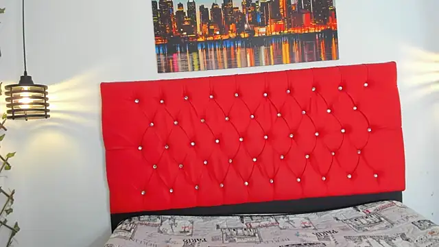 carolinacrus01 online show from 09/21/25, 04:19