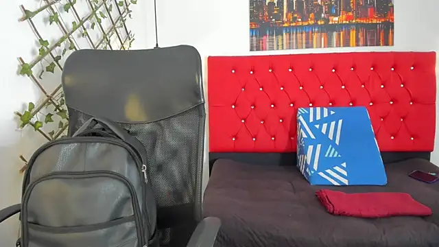 carolinacrus01 online show from 10/16/25, 02:40