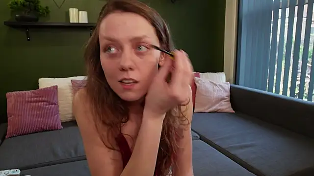 Eveline Beauty Kitty online show from 04/08/26, 05:35