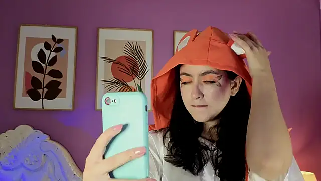 LiLLiAnderson online show from 10/07/25, 11:40