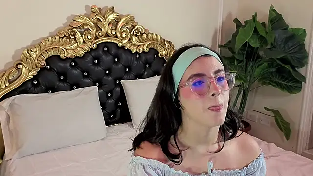 LiLLiAnderson online show from 04/08/26, 11:43