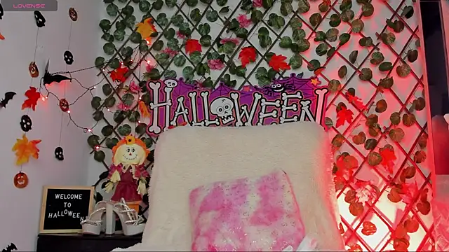 isabel jaames online show from 10/25/25, 09:31