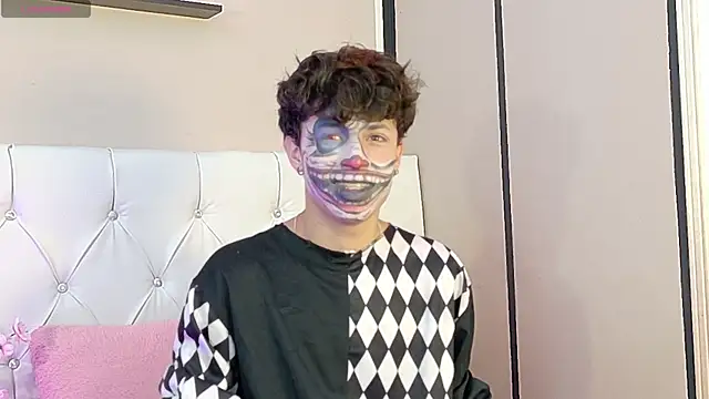 Axel  Evans online show from 10/30/25, 01:12