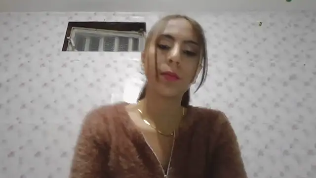 Roselingalvis13 online show from 02/05/26, 03:11