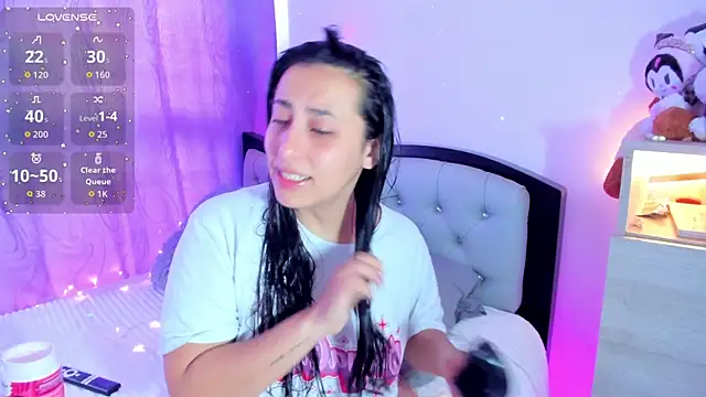 my aleja  online show from 02/08/26, 01:14