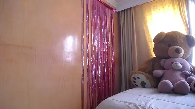 Snapshot of miss_lilieth chatting on 11/03/25, 04:30 miss lilieth online show from 11/03/25, 04:30