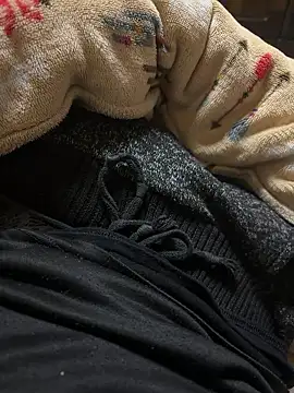 rrrrrriyyffhyeeee online show from 04/03/26, 10:24