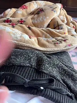 rrrrrriyyffhyeeee online show from 04/14/26, 05:02