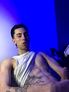 redmen69 online show from 09/18/25, 02:57