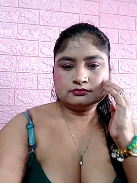 hornyriyanka online show from 04/08/26, 02:33