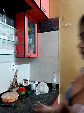 hornyriyanka online show from 05/25/26, 03:01