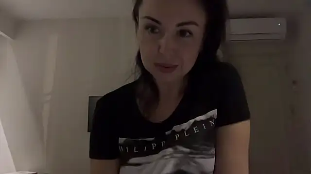 Gilin1 online show from 10/31/25, 07:15