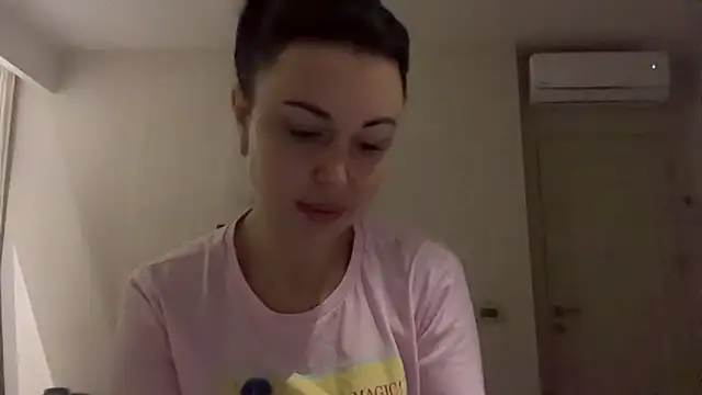 Gilin1 online show from 12/22/25, 09:45