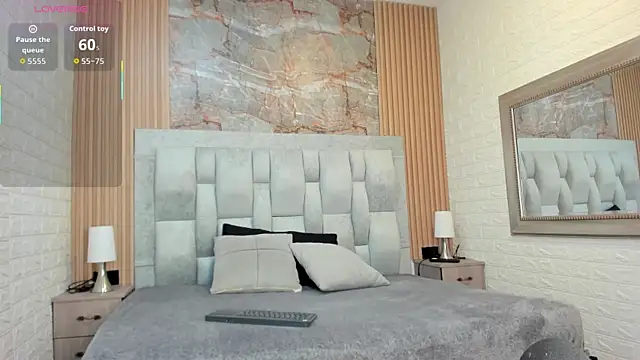 pipedark  online show from 09/13/25, 04:01