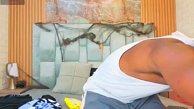 pipedark  online show from 10/16/25, 04:02