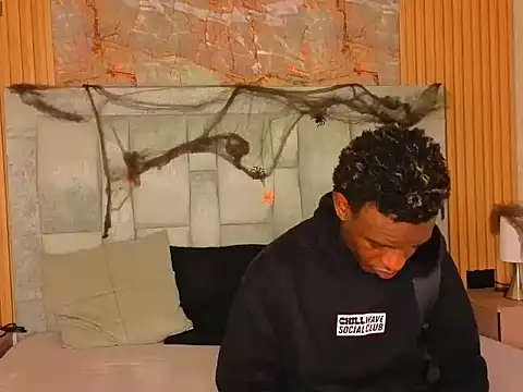 pipedark  online show from 10/23/25, 03:06