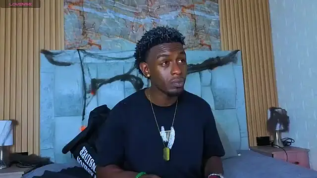 pipedark  online show from 10/28/25, 03:43