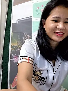 Snapshot of Maria2299 chatting on 09/15/25, 07:36 Maria2299 online show from 09/15/25, 07:36