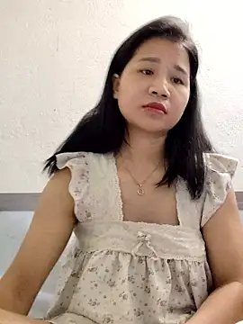 Snapshot of Maria2299 chatting on 09/17/25, 06:37 Maria2299 online show from 09/17/25, 06:37