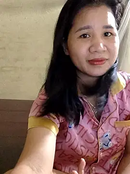 Snapshot of Maria2299 chatting on 09/27/25, 09:58 Maria2299 online show from 09/27/25, 09:58