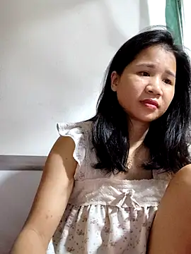 Snapshot of Maria2299 chatting on 10/02/25, 04:03 Maria2299 online show from 10/02/25, 04:03