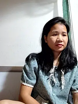 Snapshot of Maria2299 chatting on 10/23/25, 06:02 Maria2299 online show from 10/23/25, 06:02