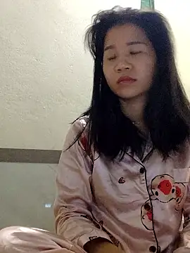 Snapshot of Maria2299 chatting on 11/02/25, 10:45 Maria2299 online show from 11/02/25, 10:45