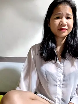 Snapshot of Maria2299 chatting on 11/03/25, 07:37 Maria2299 online show from 11/03/25, 07:37