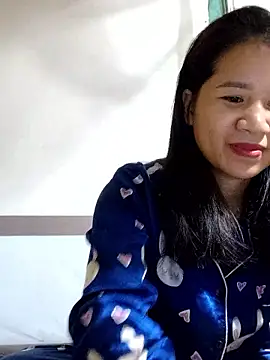 Snapshot of Maria2299 chatting on 11/05/25, 06:02 Maria2299 online show from 11/05/25, 06:02