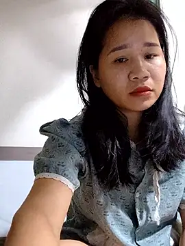 Snapshot of Maria2299 chatting on 11/08/25, 04:18 Maria2299 online show from 11/08/25, 04:18