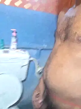 Snapshot of cutecouple1983 chatting on 10/14/25, 09:54 cutecouple1983 online show from 10/14/25, 09:54